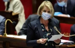 La ministre chargée de l'Autonomie des personnes âgées, Brigitte Bourguignon, le 18 janvier 2022 à l'Assemblée nationale à Paris