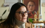 Tenzin Dawa, directrice du Centre tibétain pour les droits de l'homme et la démocratie, lors d'un entretien avec l'AFP à Dharamsala, le 20 février 2024 en Inde