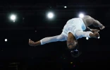L'Américaine Simone Biles au sol lors du concours général, aux Mondiaux, le 10 août 2019 à Stuttgart