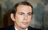 Le chirurgien sud-africain  Christiaan Barnard,  le 15 mars 1970 lors d'une conférence à Paris