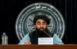 Le porte-parole du gouvernement taliban, Zabihullah Mujahid, s'exprime lors d'une conférence de presse, le 12 octobre 2025 à Kaboul