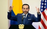 Le président colombien Abelardo de la Espriella donne une conférence de presse lors d'une cérémonie de signature d'accords bilatéraux avec le secrétaire d'Etat américain Marco Rubio (hors-champ) à Barranquilla, en Colombie, le 8 septembre 2026
