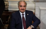 Le maréchal Khalifa Haftar, homme fort de l'Est libyen en conflit avec le gouvernement reconnu par l'ONU à Tripoli, à Athènes le 17 janvier 2020