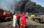 Des secours affluent vers le port iranien Shahid Rajaï (sud), secoué par une puissante explosion qui a fait au moins 500 blessés, le 26 avril 2024