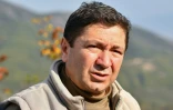 L'expert forestier Ayser Ghazarian près du village de Srashen, dans la réserve naturelle de Shikahogh, en Arménie, le 22 octobre 2026