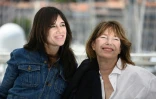 Jane Birkin et sa fille Charlotte Gainsbourg pour la présentation du film «Jane par Charlotte », réalisé par cette dernière lors de la 74e édition du Festival de Cannes, le 8 juillet 2021