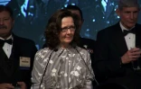 Cette photo tirée d'une vidéo d'octobre 2017 montre Gina Haspel lors d'une soirée à Washington. Un mystère entoure la femme nommée par Donald Trump à la tête de la CIA, du fait des années qu'elle a passées à oeuvrer dans la clandestinité pour l'agence

