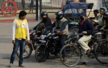 Des deux-roues le 1er janvier 2016 à New Delhi où la circulation alternée entre en vigueur