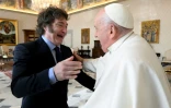 Le pape François et le président argentin Javier Milei lors d'une audience privée au Vatican, le 12 février 2024