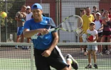 Mercredi 30 Décembre 2011

Tsonga et Monfils tapent la balle avec les marmailles
