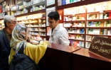 Un pharmacien iranien dans l'enceinte d'un hôpital de Téhéran, le 11 septembre 2018