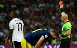 Le défenseur central de l'Allemagne Jerome Boateng est exclu lors du match contre la Suède à Sotchi, le 23 juin 2018