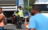 Lundi 20 février 2012 - Les transporteurs bloquent les abords de la SRPP au Port