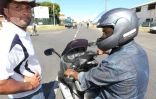 Lundi 20 février 2012 - Les transporteurs bloquent les abords de la SRPP au Port