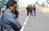 Lundi 20 février 2012 - Les transporteurs bloquent les abords de la SRPP au Port