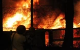 Mardi 22 Février 2012

L'établissement Capricorne en feu au Port