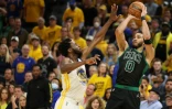 Jayson Tatum des Boston Celtics shoote au cours du match 5 de la finale NBA contre les Golden State Warriors le 13 juin 2022 au Chase Center à San Francisco