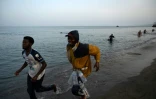 Des hommes arrivés dans l'enclave espagnole de Ceuta, en Afrique du Nord, le 31 juillet 2026