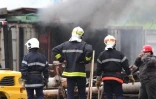 Jeudi 29 mars 2012 - Incendie sur la plateforme de Bois Rouge, Saint-André (Photo image-reunion.re)
