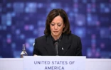 La vice-présidente américaine Kamala Harris au sommet mondial sur les risques de l'intelligence artificielle (IA), le 2 novembre 2023 à Bletchley Park, au Royaume-Uni
