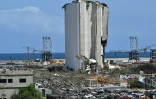 Un silo détruit du port de Beyrouth, le 1er août 2025, cinq ans après l'explosion dévastatrice du 4 août 2020