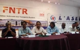 Mercredi 25 juillet 2012 - Transporteurs et terrassiers demandent une table ronde sur les difficultés des entreprises (photo Samia Omarjee)