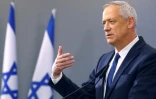 Le général Benny Gantz, ancien chef d'état-major et à la tête de la liste "Bleu-Blanc" pour les prochaines élections législatives, donne une conférence de presse à Tel-Aviv, le 1er avril 2019