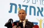 Le ministre israélien de l'Education Naftali Bennett parle à la presse à Ramat Gan, le 15 novembre 2018