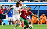 Manuel Da Costa au duel avec l'Iranien Saman Ghoddos lors du premier match du Maroc dans le Mondial russe, le 15 juin 2018 à Saint-Pétersbourg