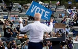 Joe Biden lors d'un meeting en "drive in" le 27 octobre 2020 à Atlanta, en Géorgie