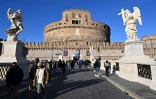 Le Château Saint-Ange, lors de l'inauguration de la restauration des statues du Pont Saint-Ange, quelques jours avant le début du Jubilé, à Rome, le 21 décembre 2024