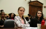 La jeune écologiste suédoise Greta Thunberg (c) lors de son audition au Parlement américain, le 19 septembre 2019 à Washington