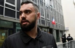Eric Drouet, un des leaders des "gilets jaunes" quitte un commissariat de police parisien le 3 janvier 2019