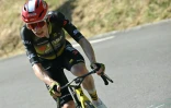 Jonas Vingegaard grimaçant dans la montée finale vers Hautacam, lors de la 12e étape du Tour de France, le 17 juillet 2025