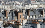 Les amendements qui proposaient de prendre en compte "les ressources des parents et l'éloignement géographique entre le lieu d'études et le domicile familial" pour "mieux cibler les aides vers les étudiants qui en ont le plus besoin" ont été retirés 