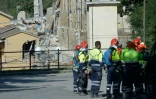 Les pompiers étaient toujours à pied d'oeuvre vendredi matin, pour rechercher d'éventuels survivants, alors que quelque 215 personnes ont déjà été secourues, selon la protection civile