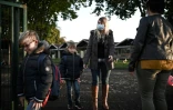 Arrivées d'élèves à l'école élémentaire de Labouheyre, dans les Landes le 4 octobre 2021où le port du masque pour les enfants n'est plus obligatoire