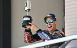 Le Français Fabio Quartararo après sa seconde place sur le podium du Grand Prix MotoGP d'Espagne à Jerez de la Frontera, dans le sud de l'Andalousie, le 27 avril 2025