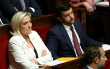 Marine Le Pen, présidente du groupe parlementaire du Rassemblement national (RN), et Jean-Philippe Tanguy, député RN, à l'Assemblée nationale, le 1er octobre 2024 à Paris