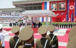 Le président russe Vladimir Poutine et le dirigeant nord-coréen Kim Jong Un participent à une cérémonie de bienvenue sur la place Kim Il Sung de Pyongyang, le 19 juin 2024