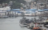 Des navires de guerre taïwanais sont vus dans un port de Keelung, à Taïwan, le 1er avril 2025