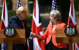 La Première ministre britannique Theresa May (D) et le président américain Donald Trump (G) le 13 juillet 2018 à Chequers au Royaume-uni, lors d'une visite officielle