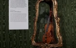 Le violon de Johann Strauss II exposé au musée éponyme, le 16 janvier 2025 à Vienne