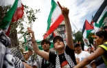 Des manifestants défilent en soutien aux Palestiniens à Gaza et contre la guerre entre l'Iran et Israël, le 21 juin 2025 à Londres