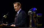 Le commissaire de la NFL (football américain) Roger Goodell en conférence de presse le 5 février 2016 à San Francisco (Californie)