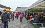 Le marché de Hakaniemi à Helsinki, le 1er novembre 2020