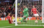 L'attaquant de Villareal Paco Alcacer ouvre le score face à Manchester United, lors de leur match de poule de la Ligue des Champions, le 29 septembre 2021 au Stade d'Old Trafford

