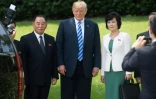 Kim Yong Chol et Donald Trump posent devant la Maison Blanche le 1er juin 2018