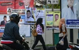 Des affiches électorales placardées dans une rue de Jakarta, le 15 mars 2019