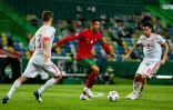 Le capitaine du Portugal Cristiano Ronaldo (c) face Ă l'Espagne en match amical, le 7 octobre 2020 Ă Lisbonne